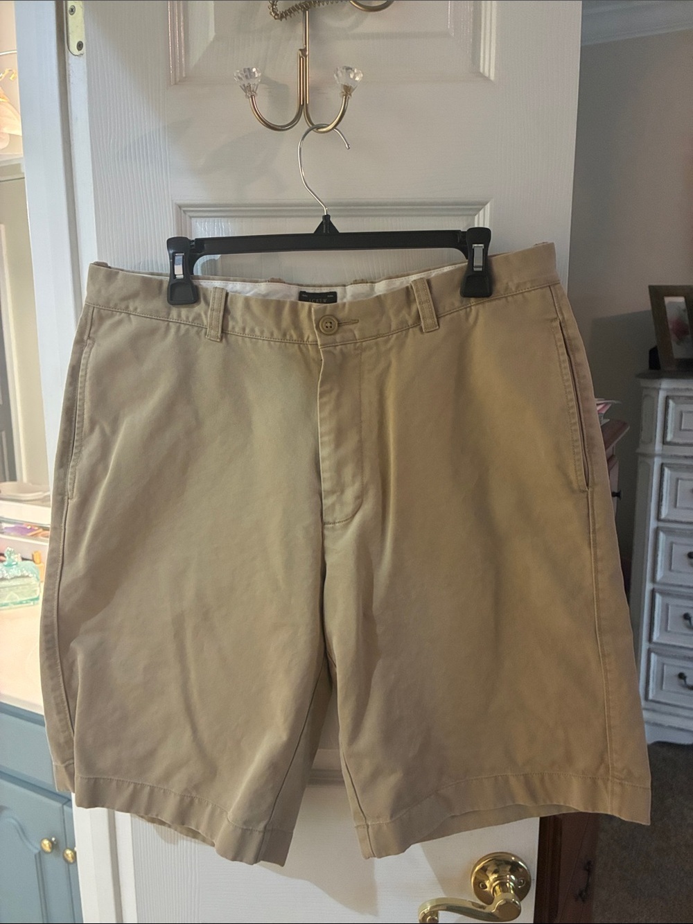 J. Crew Essential Men's Tan Flat-Front Cotton Shorts SZ 35/11